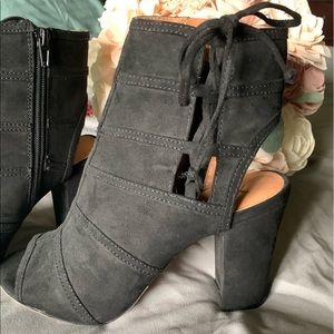 NWOT! XOXO Bowen Peep-Toe Booties